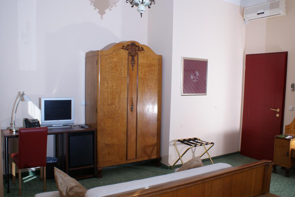 Hotel Park Ptuj Esterno foto