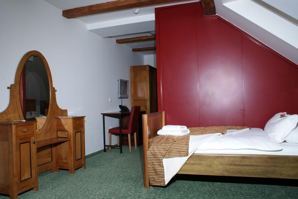 Hotel Park Ptuj Esterno foto