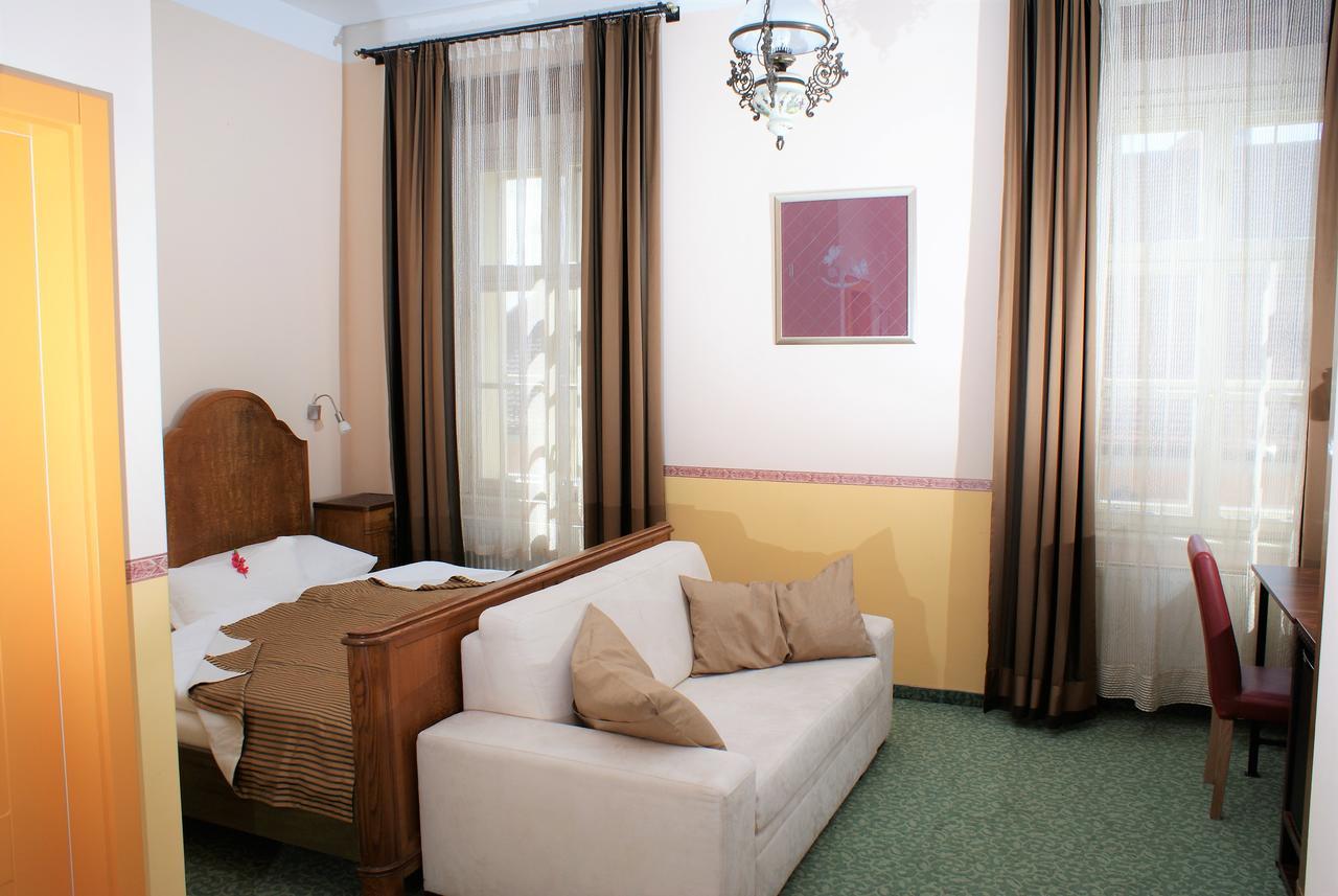 Hotel Park Ptuj Esterno foto