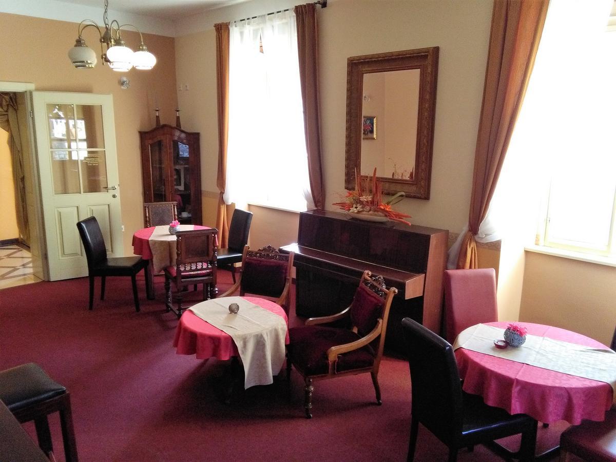 Hotel Park Ptuj Esterno foto